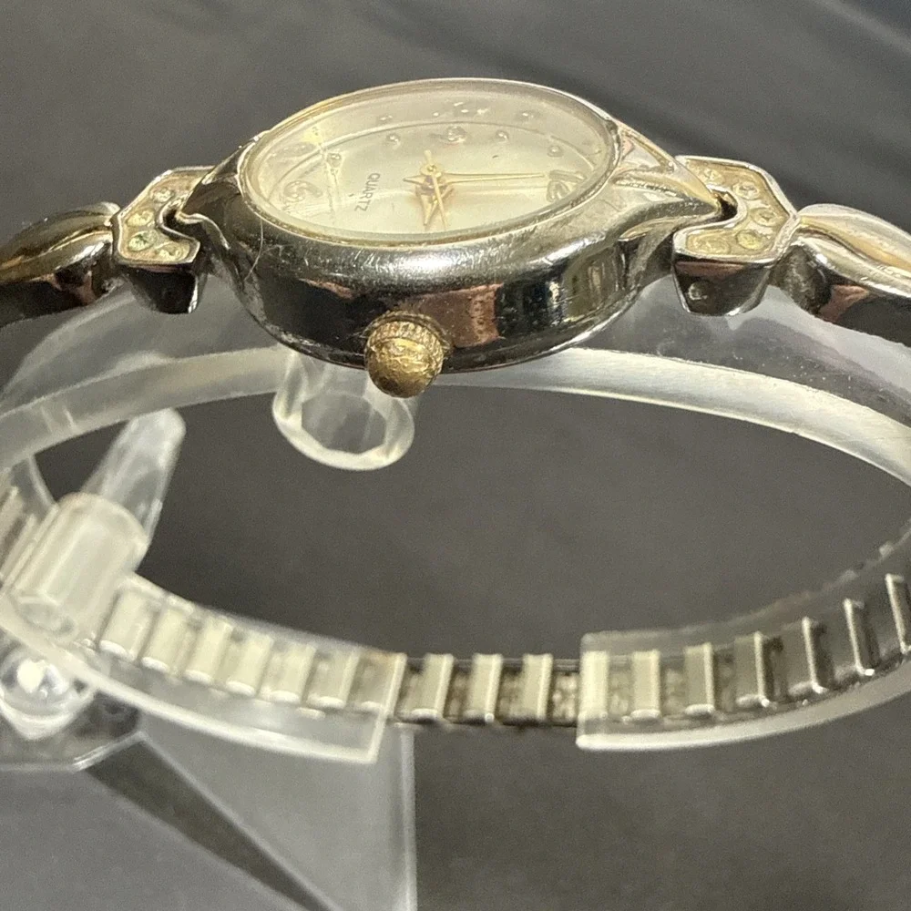 Unbranded Quartz Wristwatch Women Silver Gold Two Tone Oval Rhinestone Accent